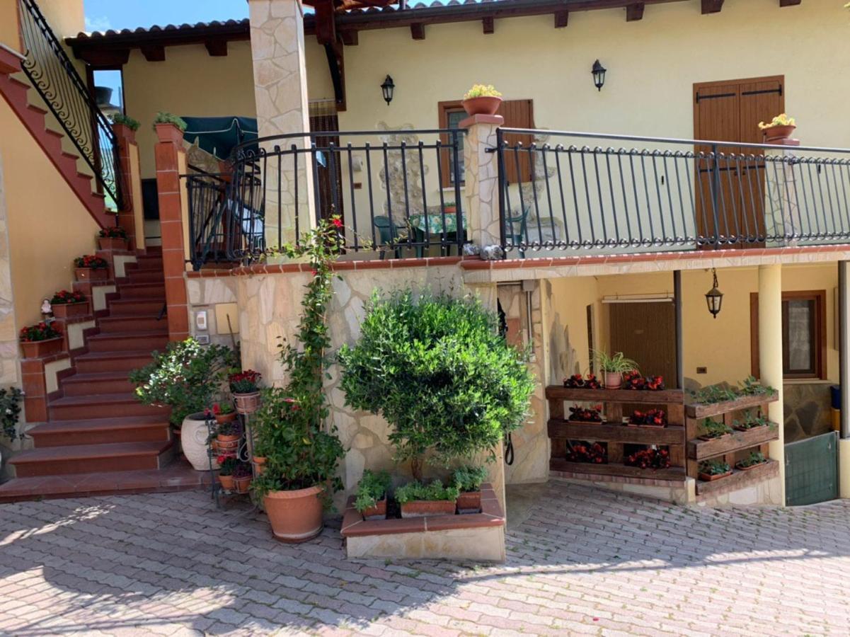 Appartement Le Ceppete à Palombaro Extérieur photo